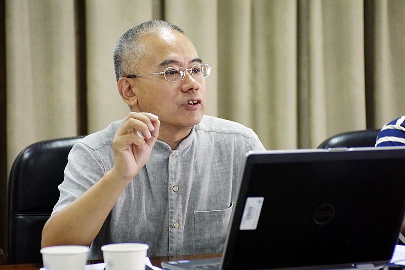 吕建新寄语杭医新主人融入担当成长