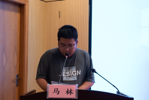 监督员马林和食品科学与工程学院网格化监督员刘臻分别从宣传警示教育